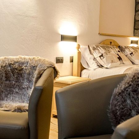Hotel Al Foiron Claviere Buitenkant foto