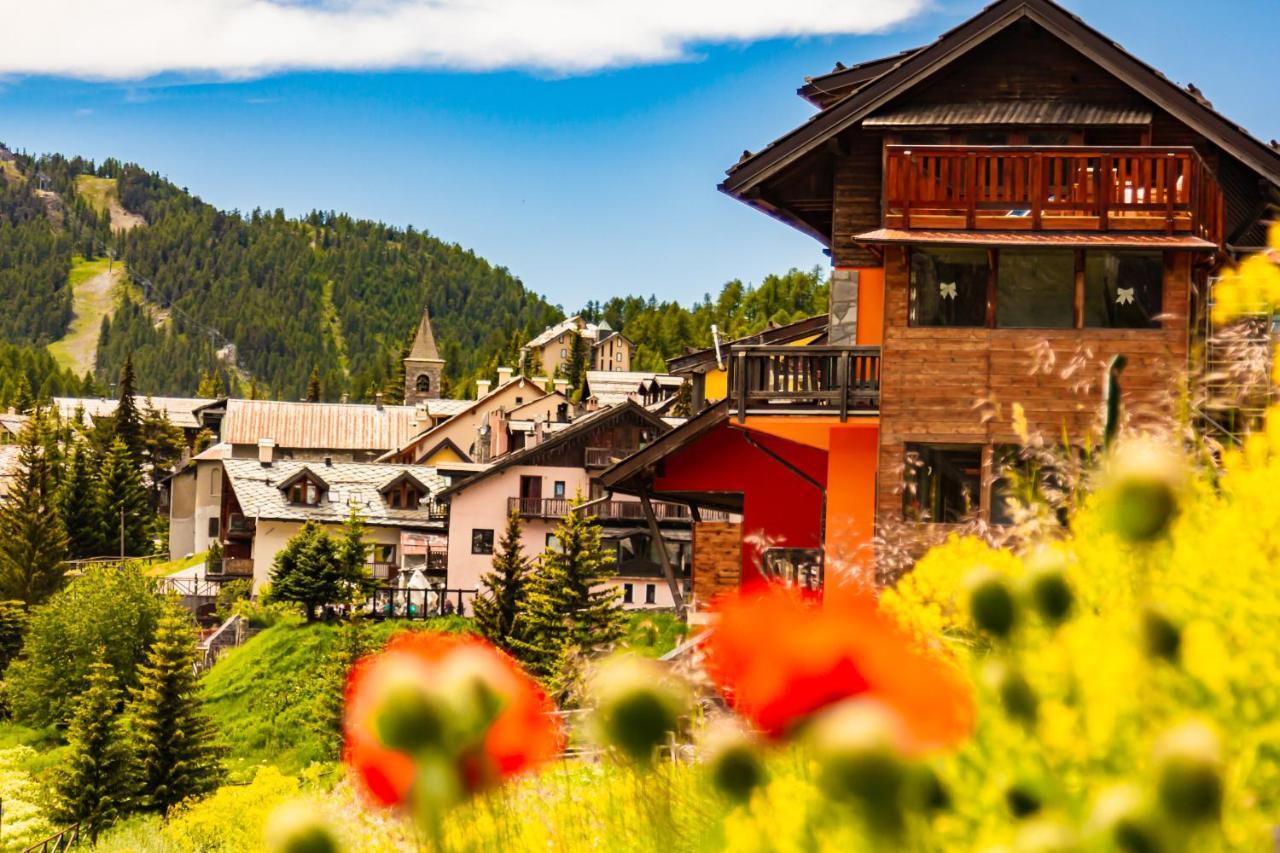 Hotel Al Foiron Claviere Buitenkant foto