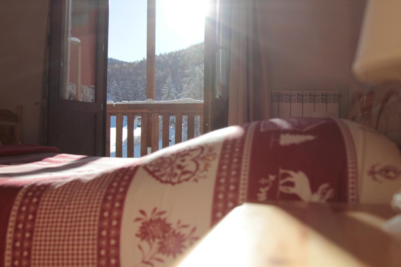 Hotel Al Foiron Claviere Buitenkant foto