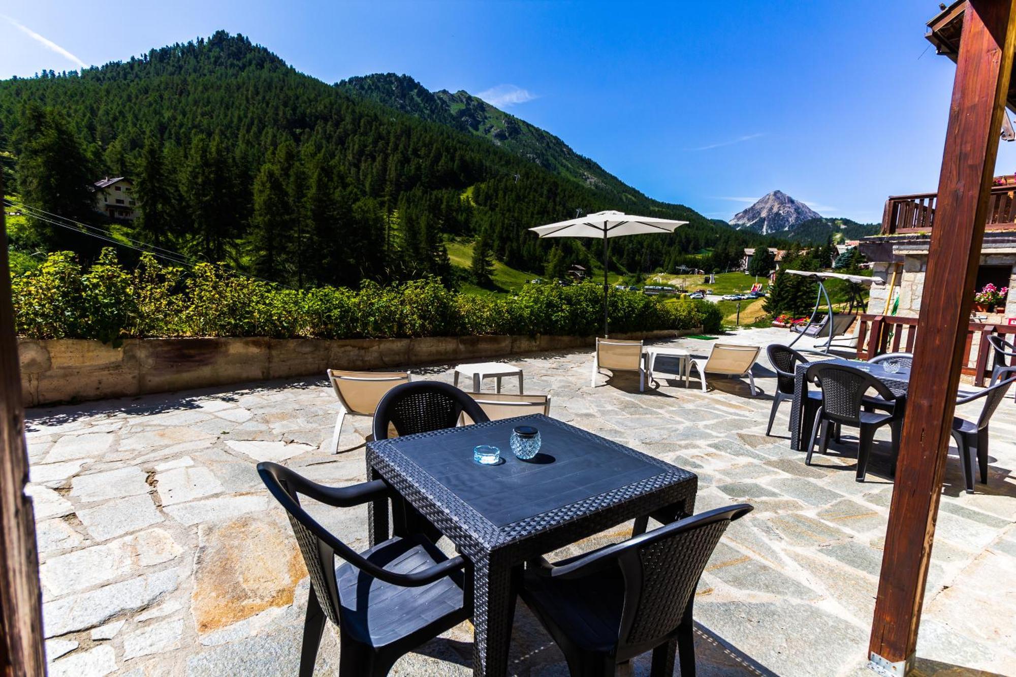 Hotel Al Foiron Claviere Buitenkant foto