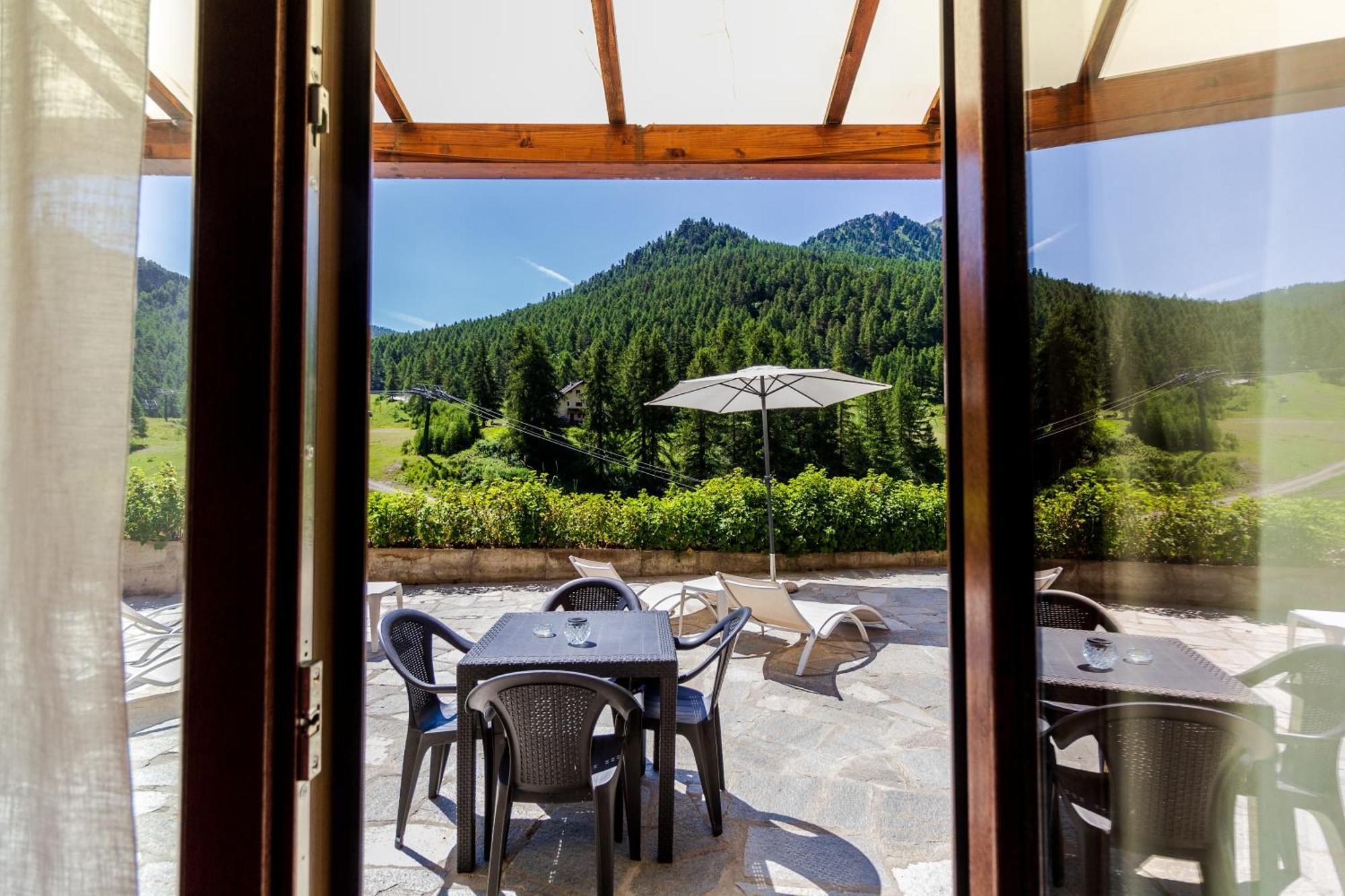 Hotel Al Foiron Claviere Buitenkant foto