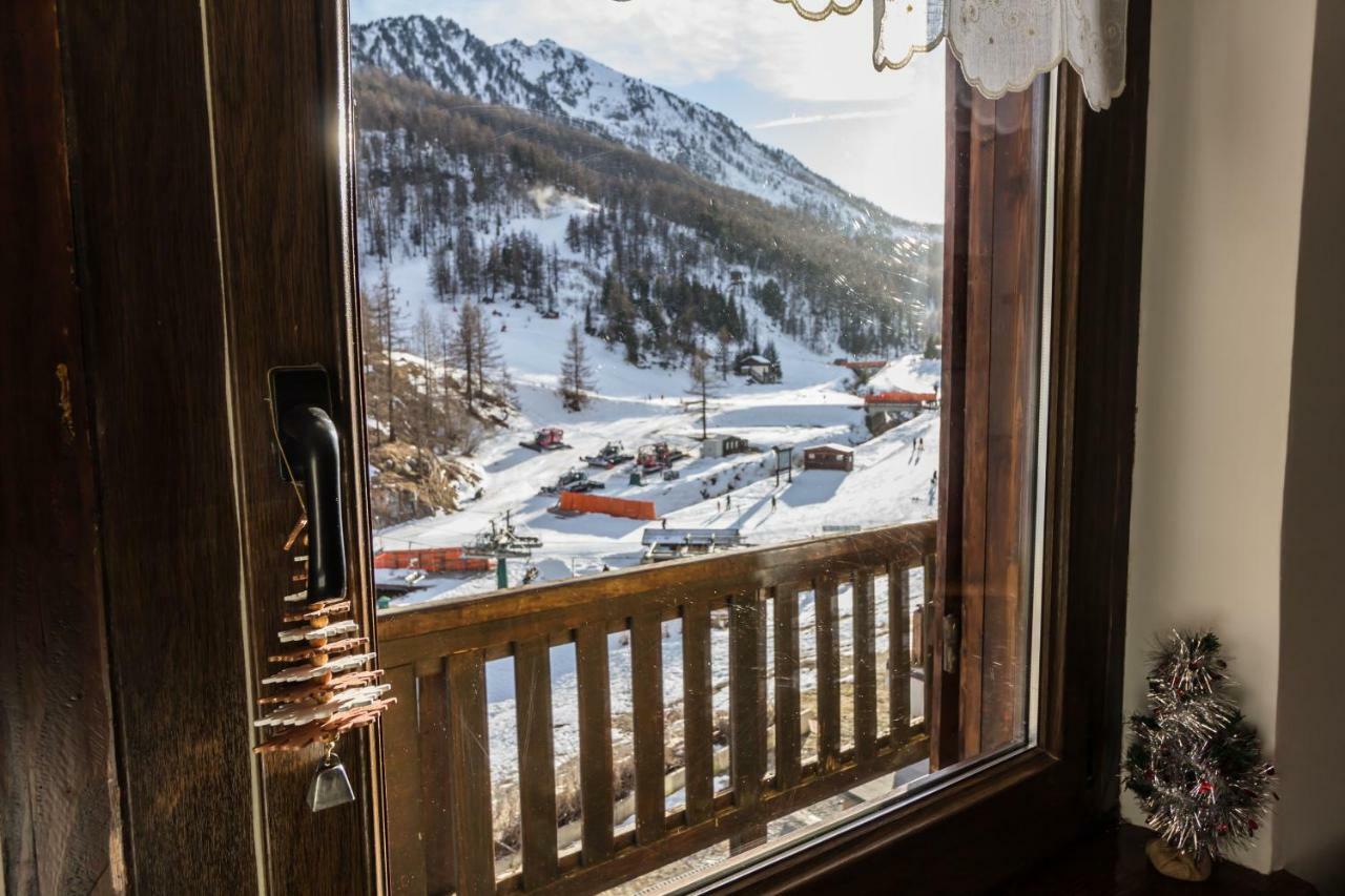 Hotel Al Foiron Claviere Buitenkant foto