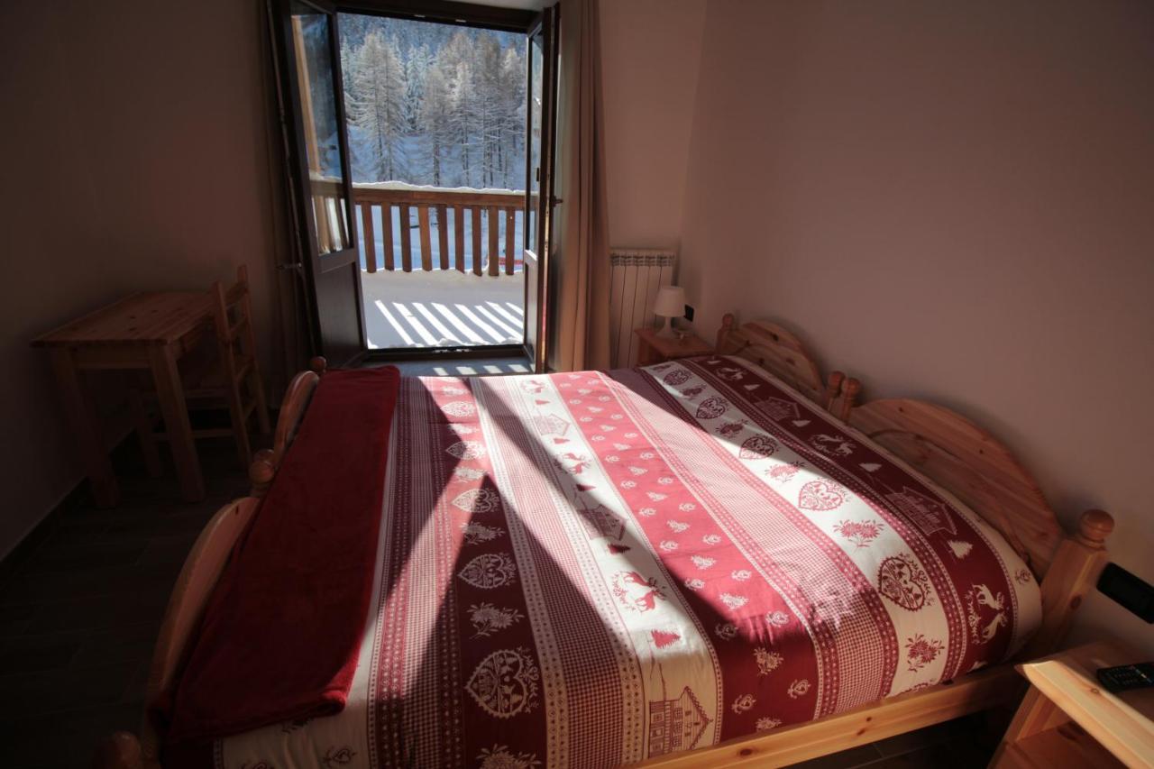 Hotel Al Foiron Claviere Buitenkant foto